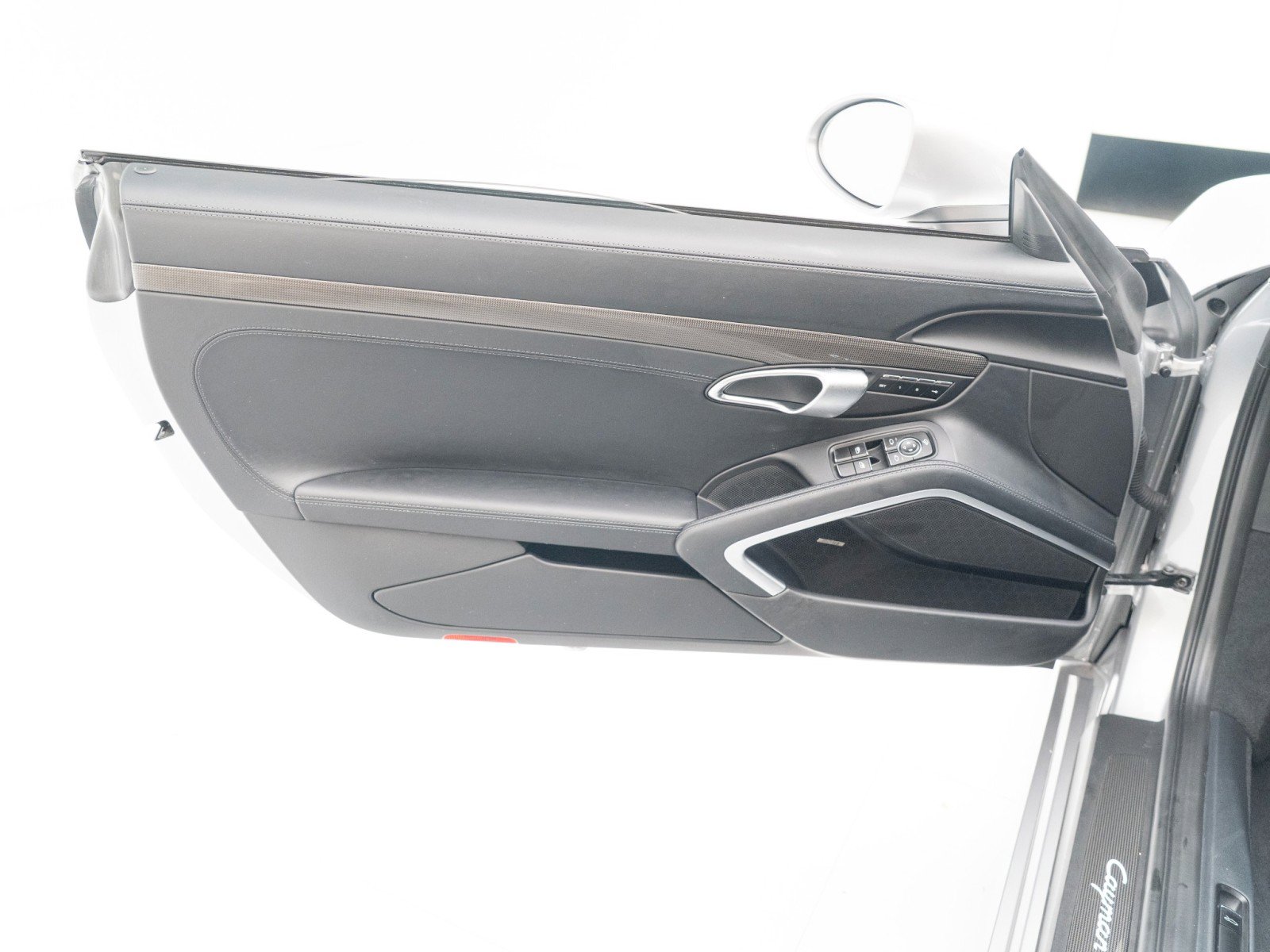 Certified 2025 Porsche 718 Cayman GTS RWD image 21