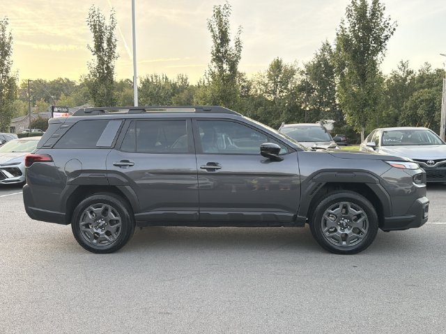 Used 2026 Subaru Outback Premium AWD/4WD image 2