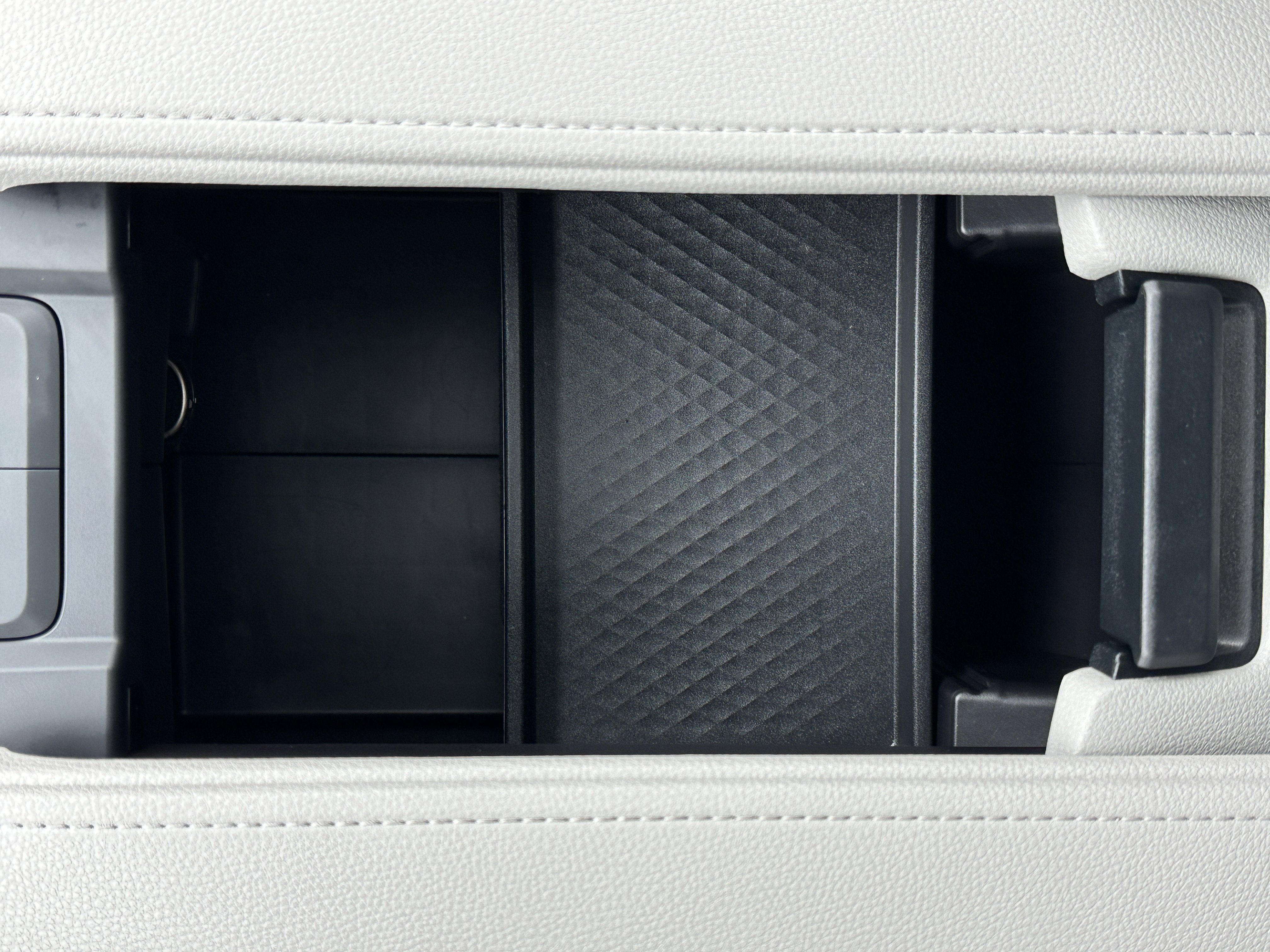 Used 2025 Toyota Grand Highlander AWD image 43