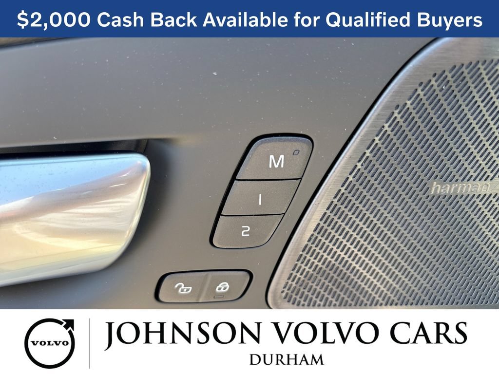 New 2026 Volvo XC60 B5 Ultra w/ Protection Package Premier AWD/4WD image 15