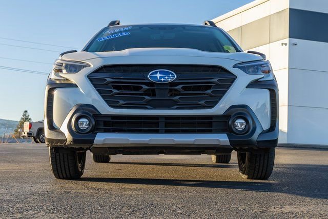 Used 2023 Subaru Outback Limited AWD/4WD image 27