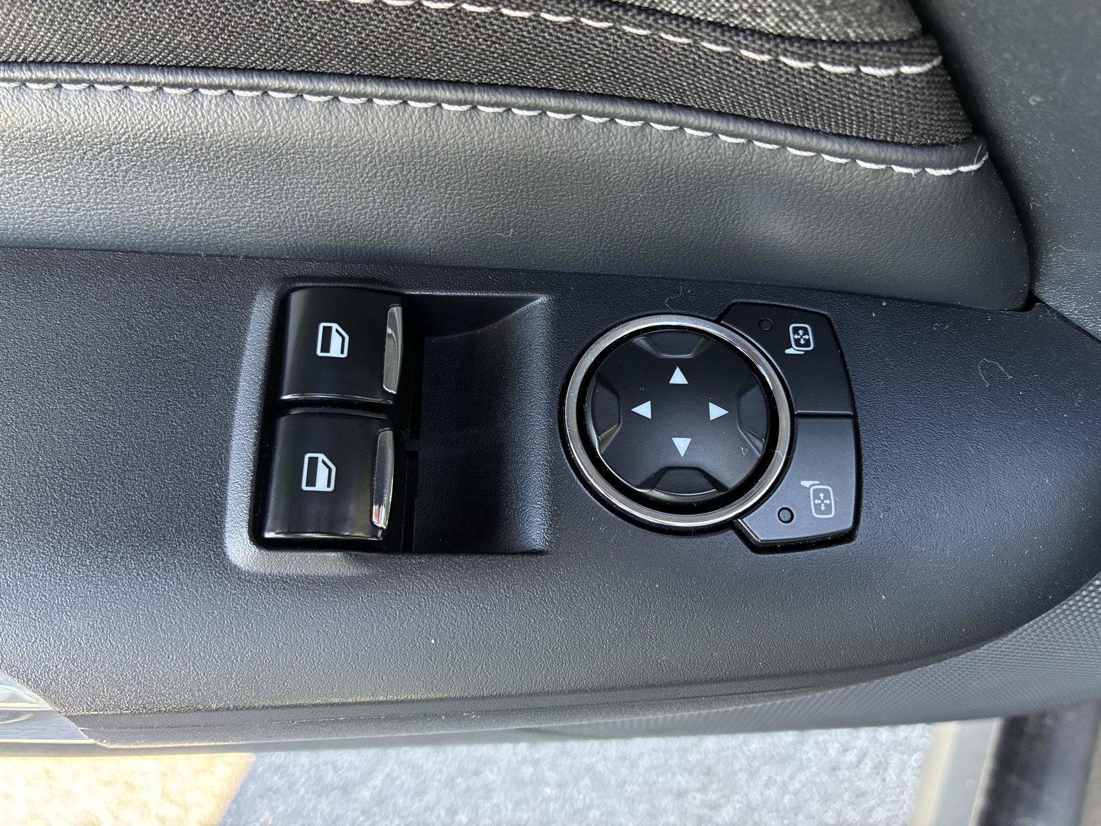 Used 2024 Ford Mustang GT RWD image 15
