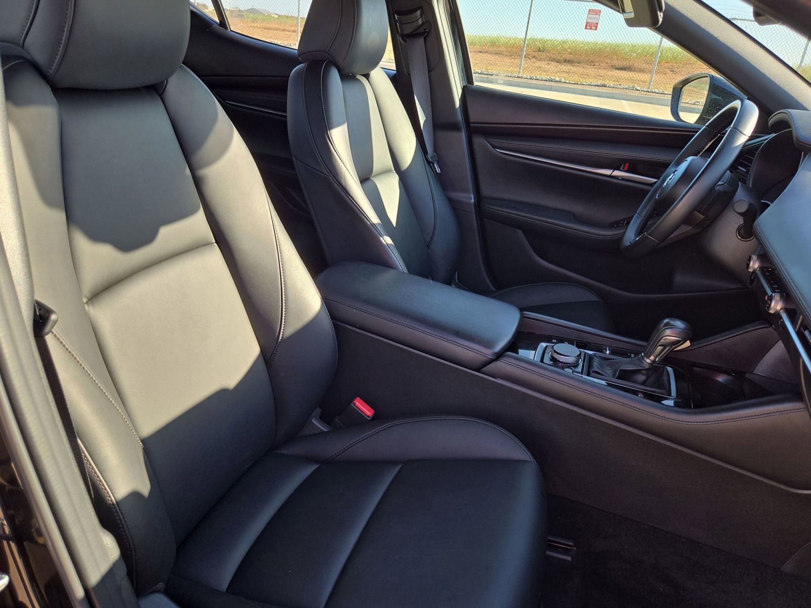 Used 2024 MAZDA MAZDA3 s image 22