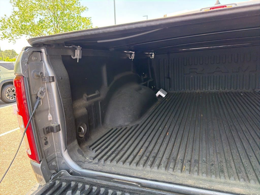 Used 2019 RAM 1500 Big Horn image 32