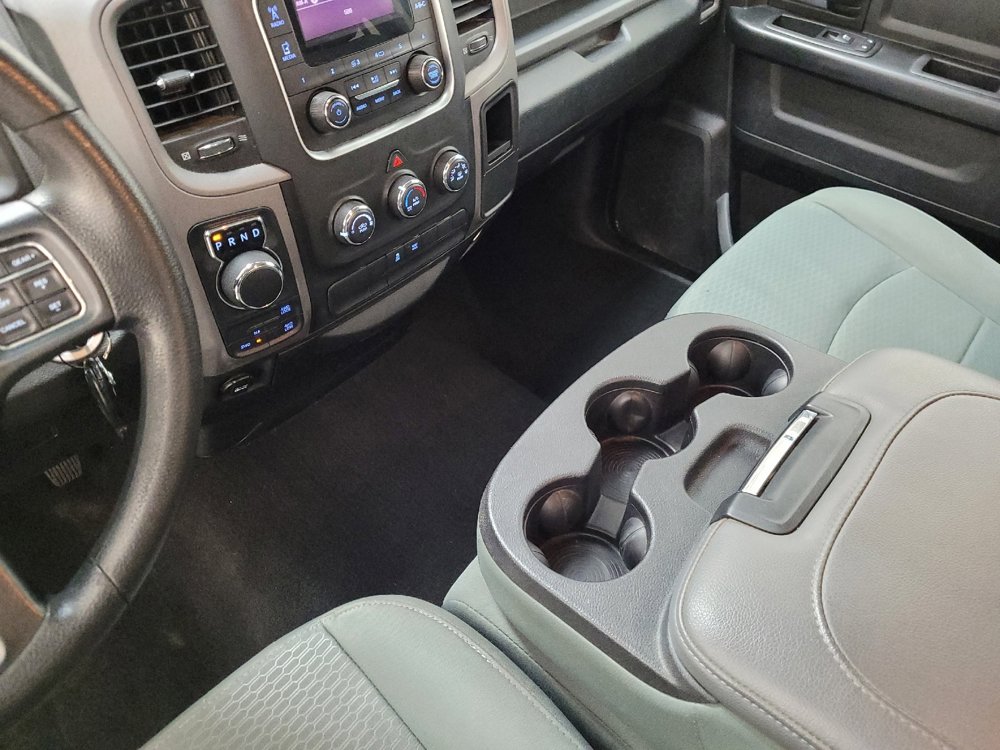 Used 2017 RAM 1500 Express AWD/4WD image 26