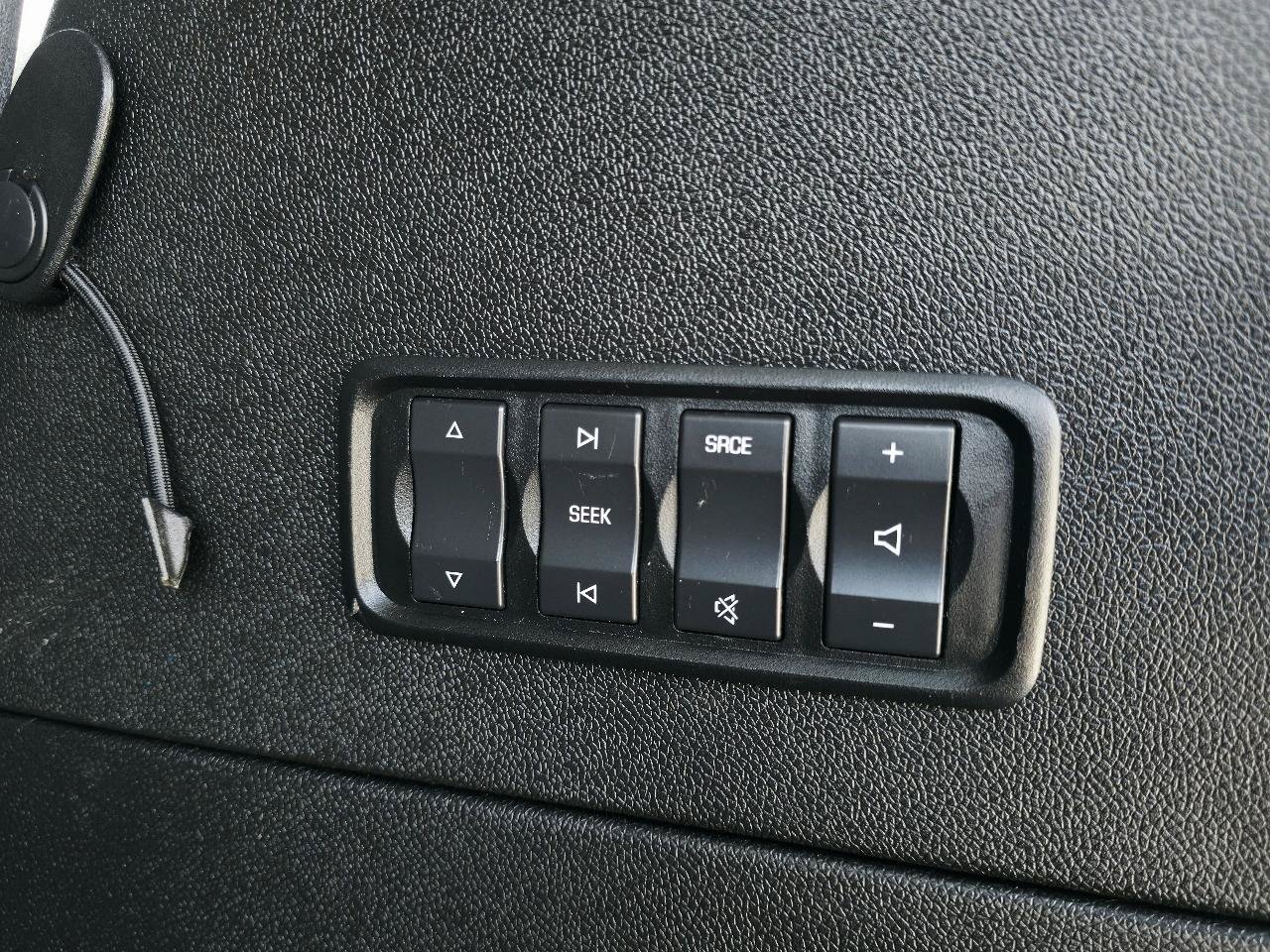 Used 2013 GMC Acadia Denali AWD/4WD image 17