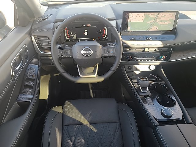 New 2026 Nissan Rogue Platinum AWD/4WD image 25