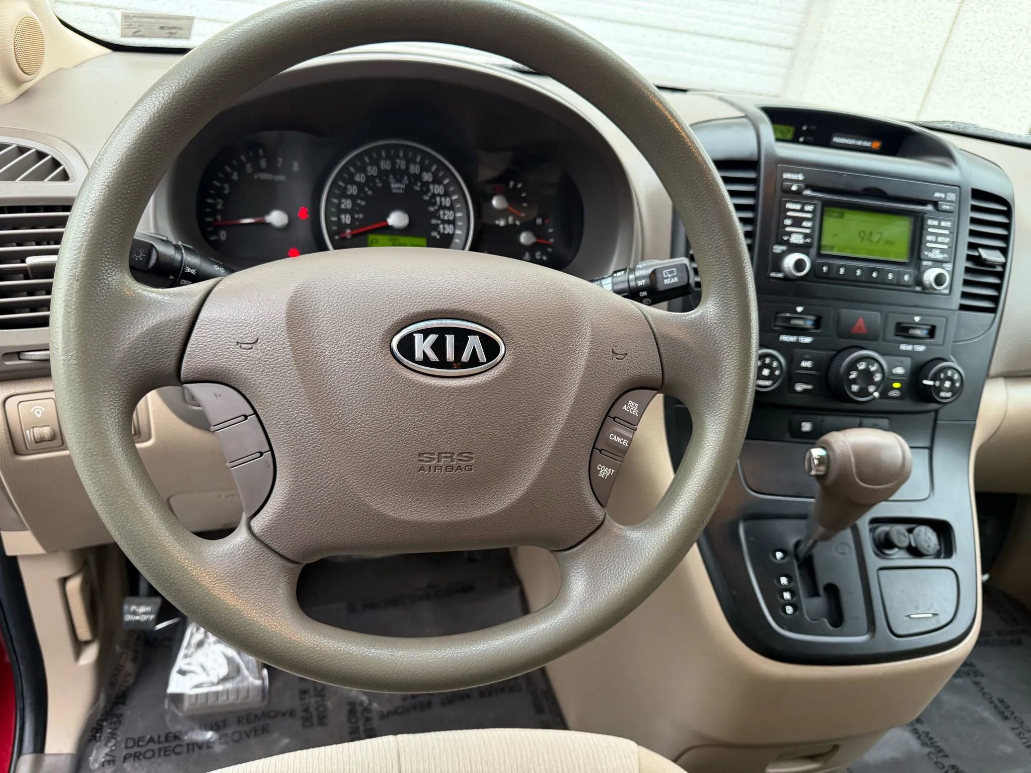 Used 2010 Kia Sedona LX w/ PWR Pkg image 31