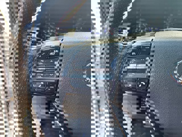 Used 2020 Hyundai Elantra Sport w/ Cargo Package (C1) image 10