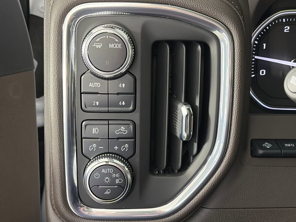 Used 2023 GMC Sierra 2500 Denali w/ Denali Ultimate Package image 24
