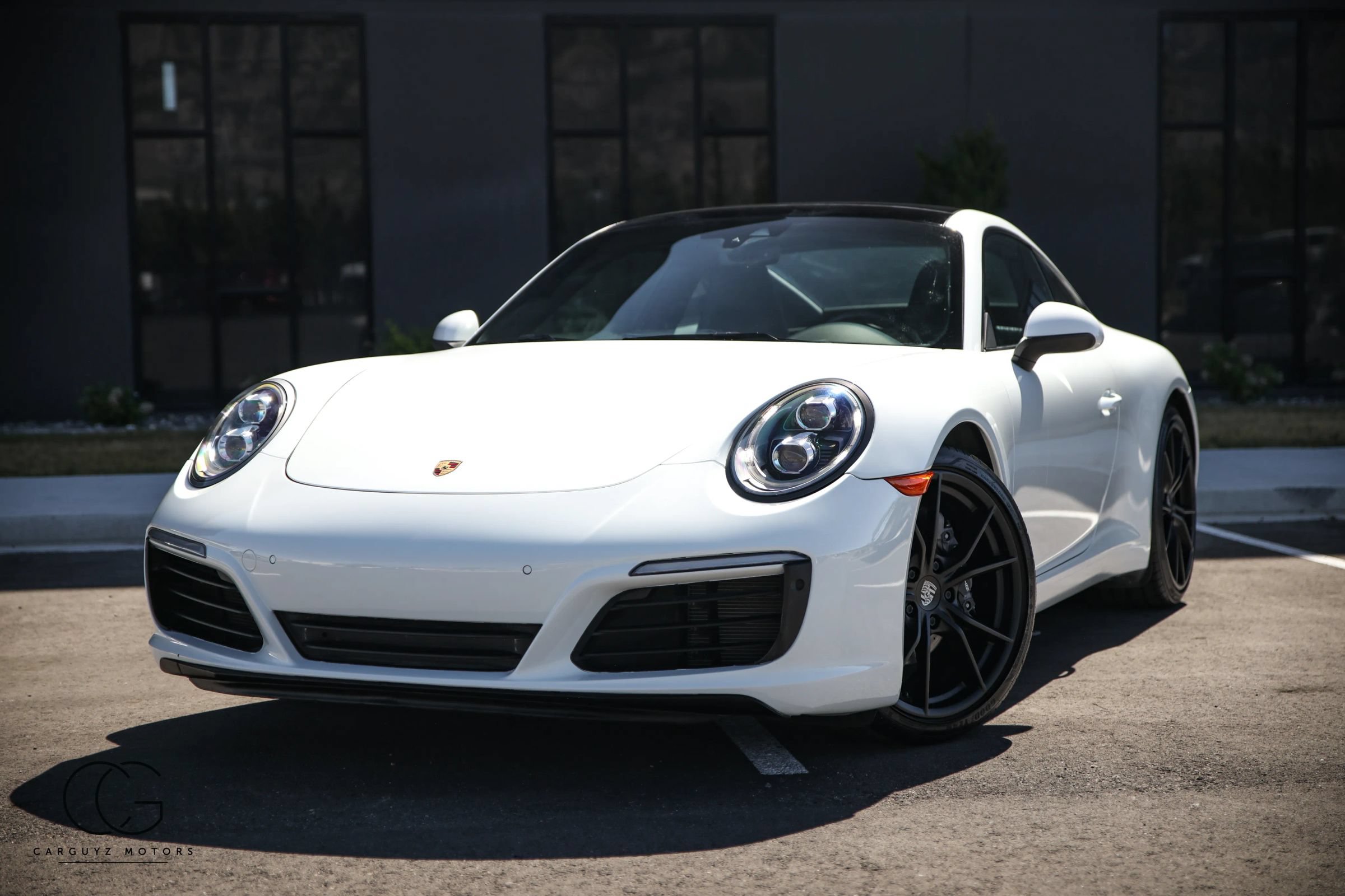 Used 2019 Porsche 911 Carrera image 2
