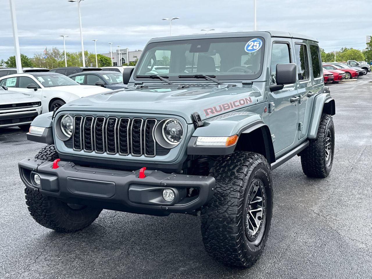Used 2025 Jeep Wrangler Unlimited Rubicon AWD/4WD image 7