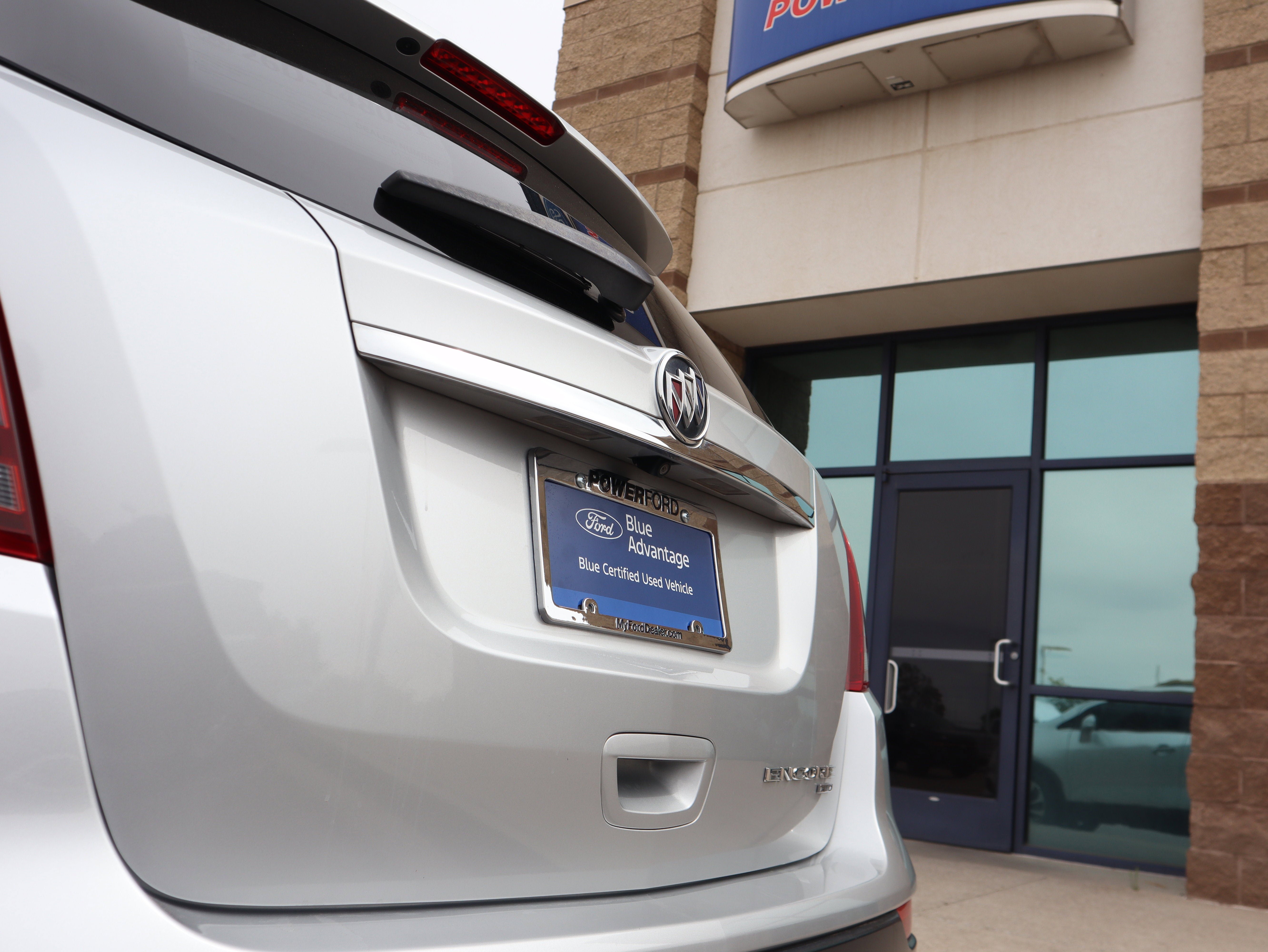 Used 2019 Buick Encore Essence AWD/4WD image 19