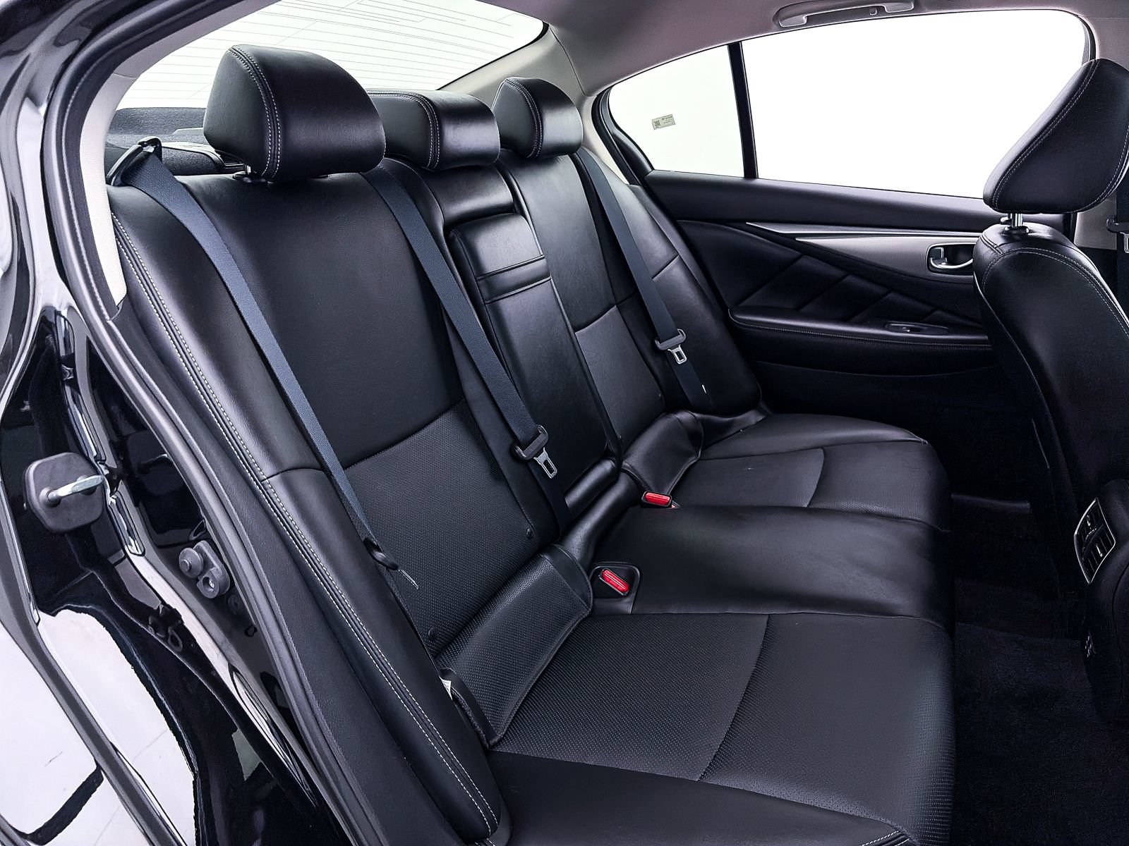 Used 2023 INFINITI Q50 Luxe w/ Cargo Package RWD image 36