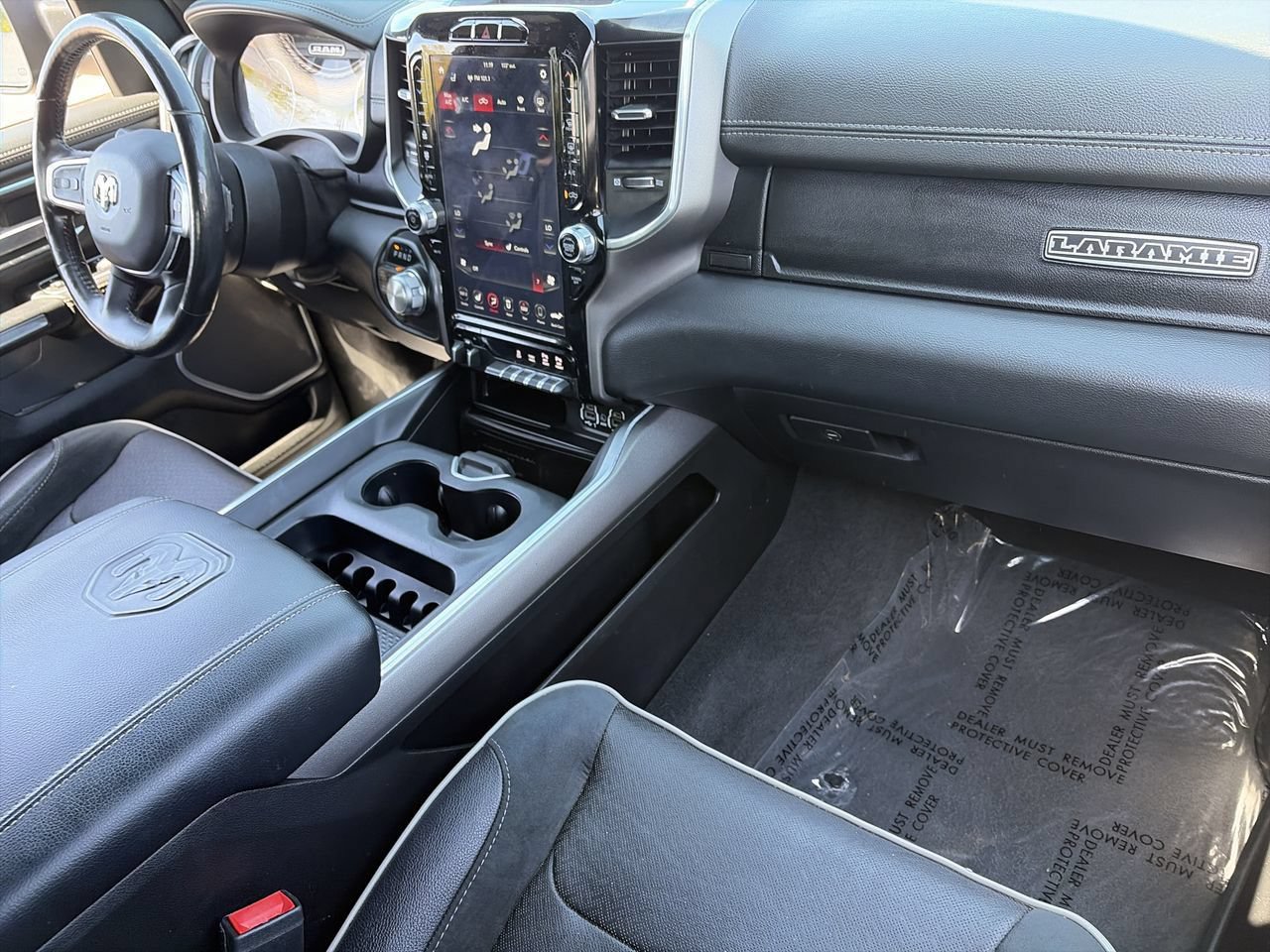 Used 2020 RAM 1500 Laramie AWD/4WD image 25