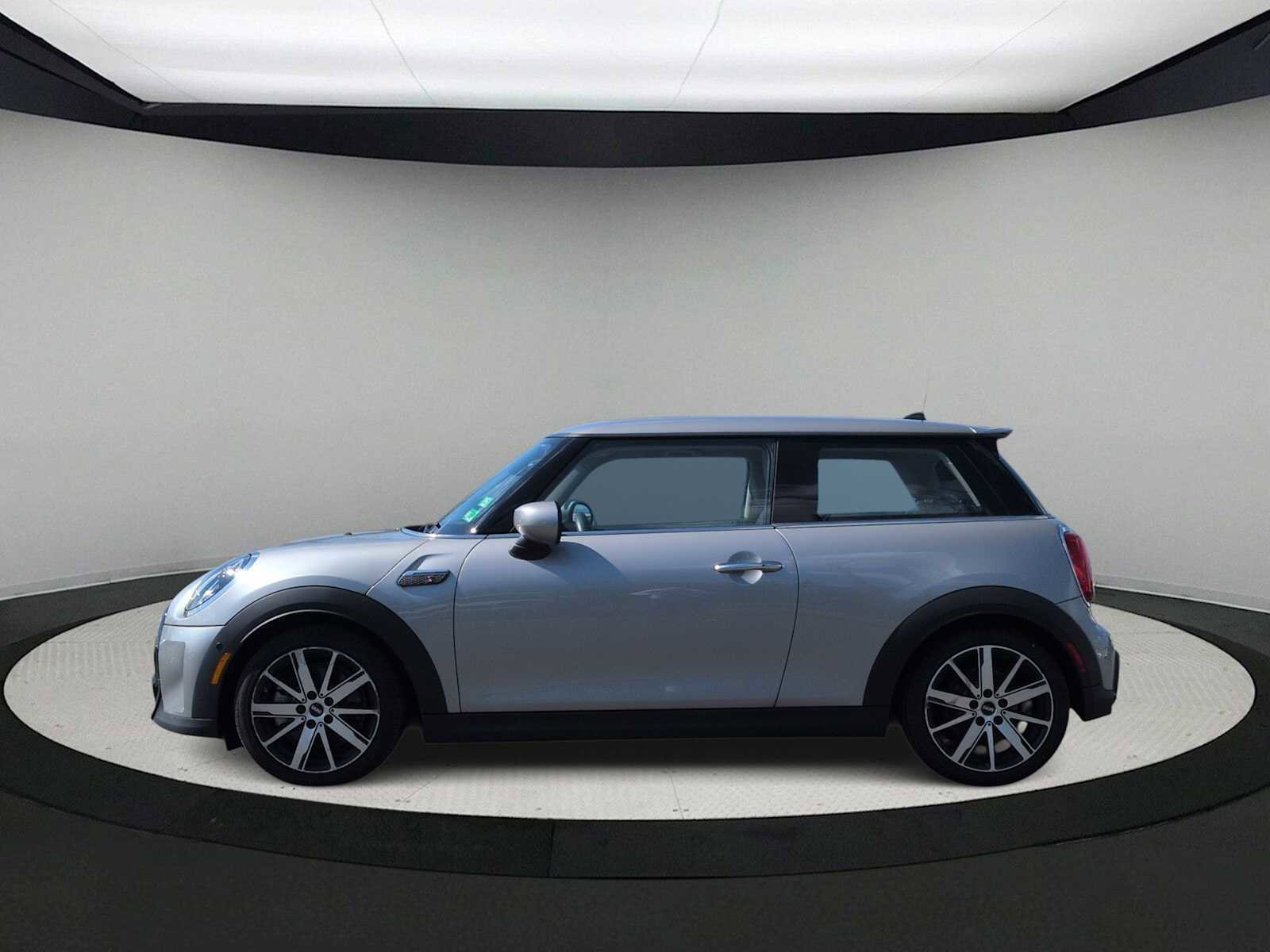 Certified 2024 MINI Cooper S w/ Signature Upholstery Package image 5