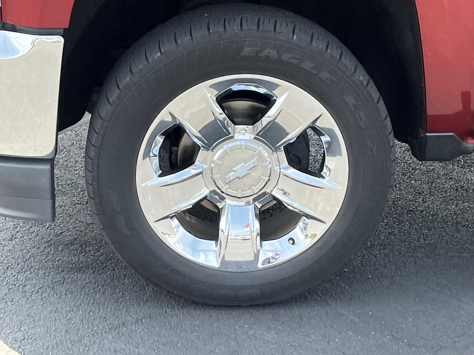 Used 2017 Chevrolet Silverado 1500 LTZ w/ Sport Package AWD/4WD image 13