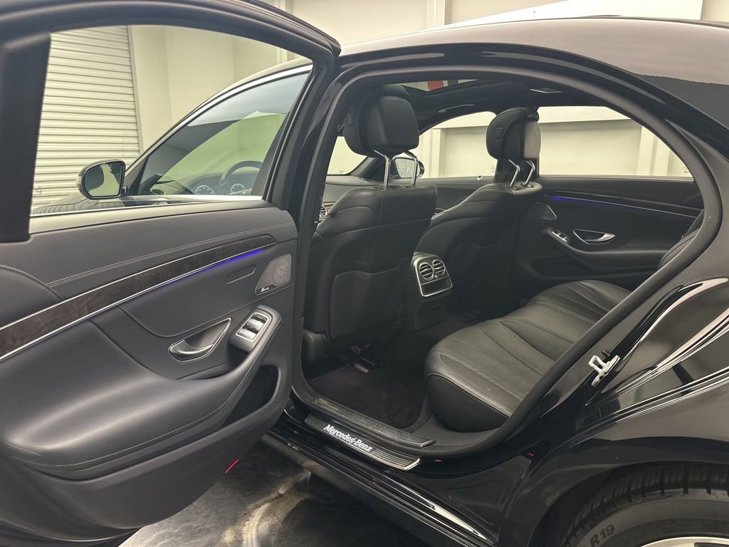 Used 2017 Mercedes-Benz S 550 4MATIC Sedan image 6