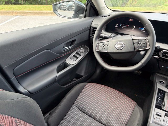 New 2027 Nissan Sentra SR w/ SR All Weather Package FWD image 31