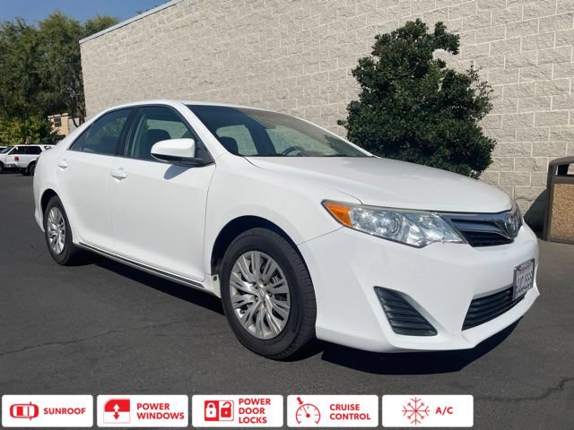 Used 2012 Toyota Camry LE FWD image 1