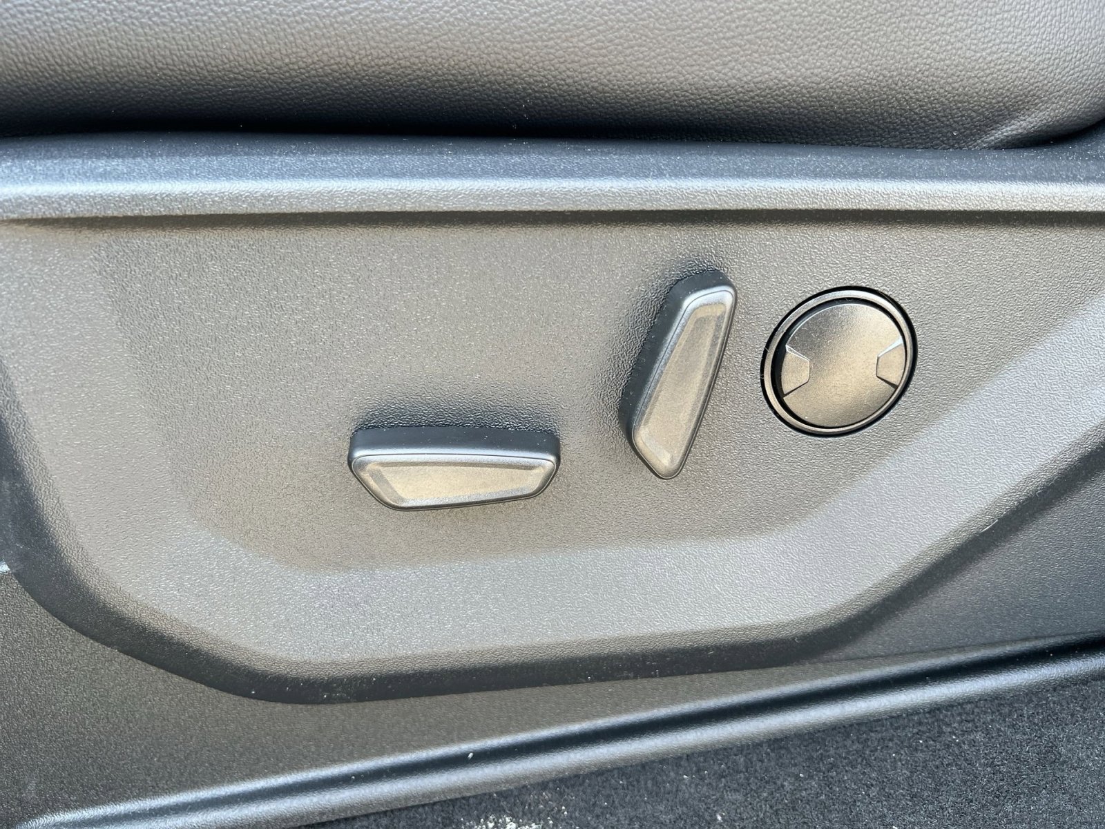 New 2026 Ford F250 Lariat w/ Lariat Ultimate Package image 14