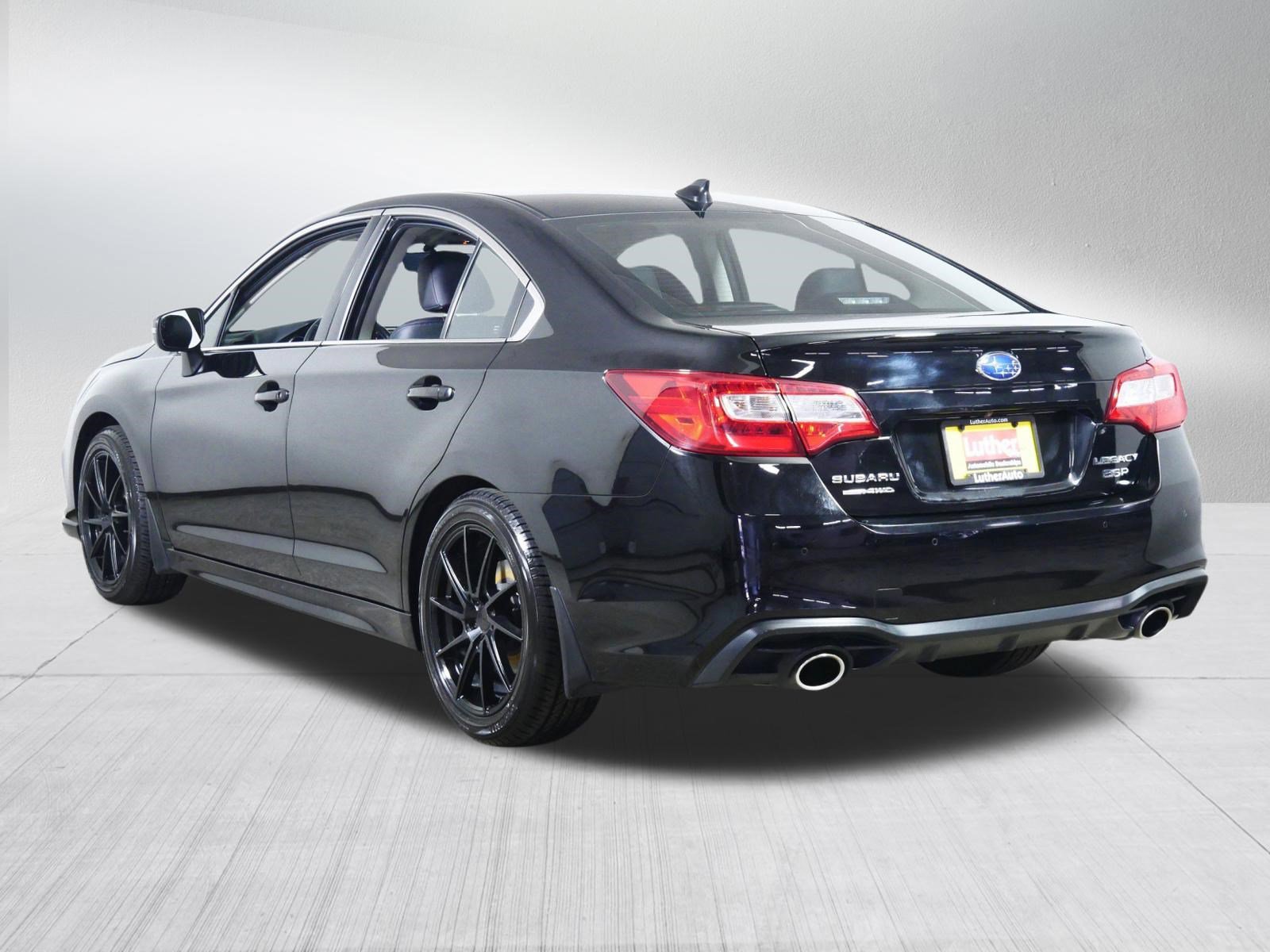 Used 2018 Subaru Legacy 3.6R Limited image 5