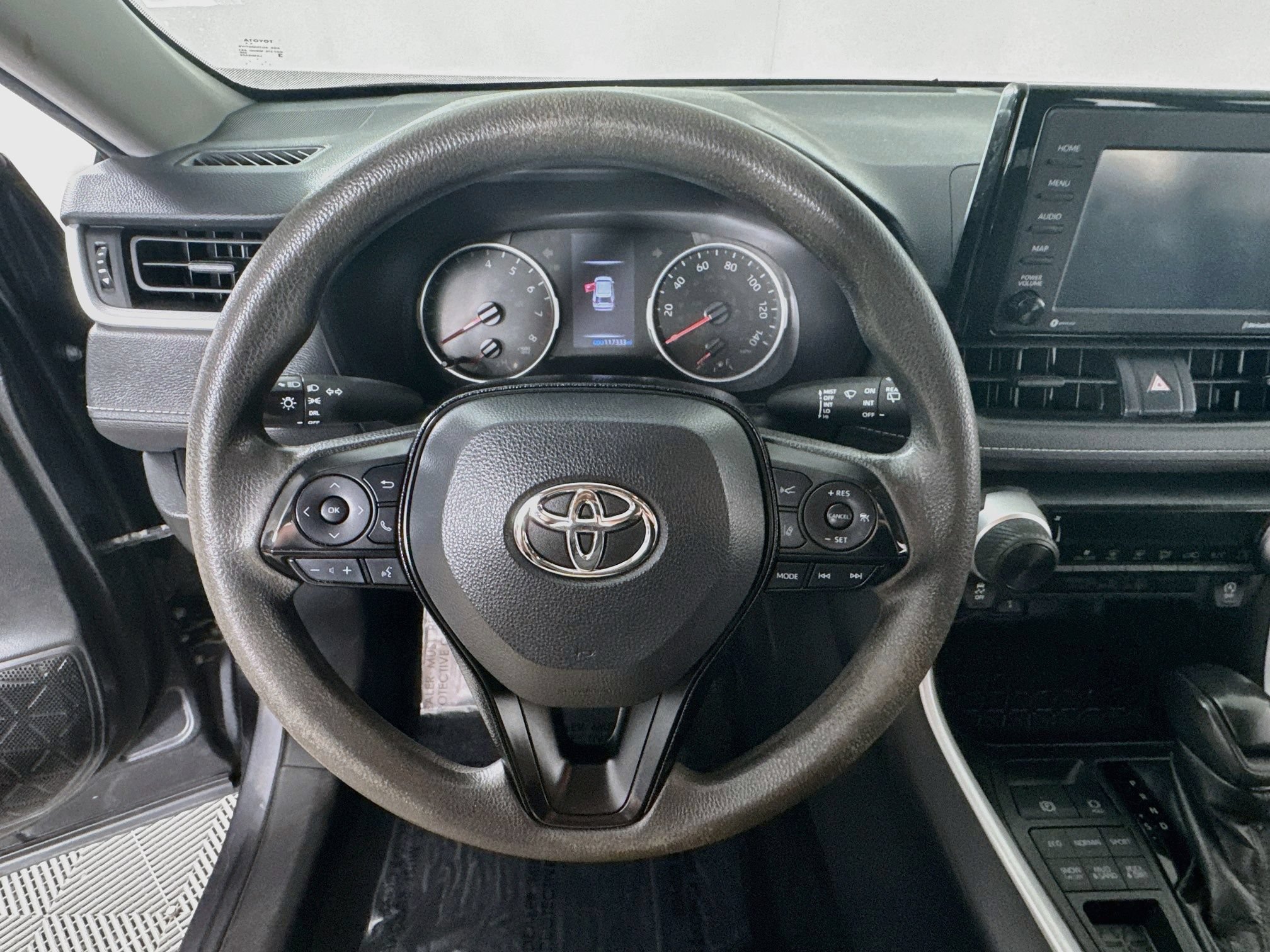 Certified 2021 Toyota RAV4 LE AWD/4WD image 12