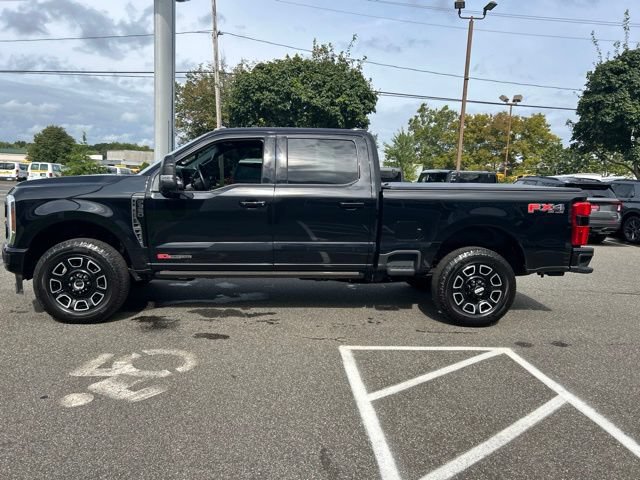 Used 2025 Ford F350 Platinum w/ FX4 Off-Road Package AWD/4WD image 4