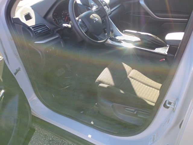 Used 2024 Mitsubishi Eclipse Cross LE image 23