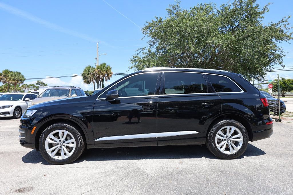 Used 2019 Audi Q7 3.0T Premium Plus AWD/4WD image 2