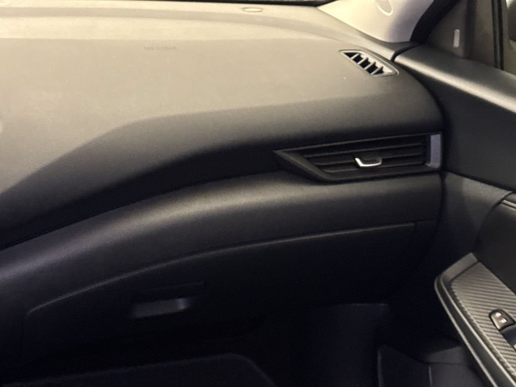 Used 2024 Nissan Sentra S FWD image 14