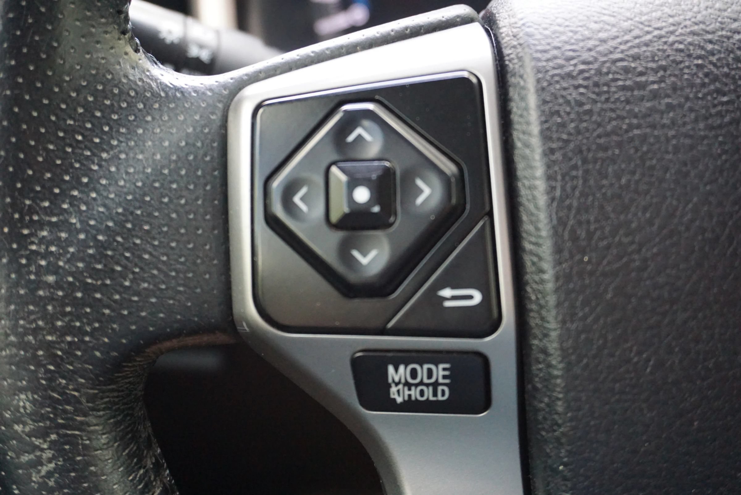 Used 2016 Toyota 4Runner Limited RWD image 29