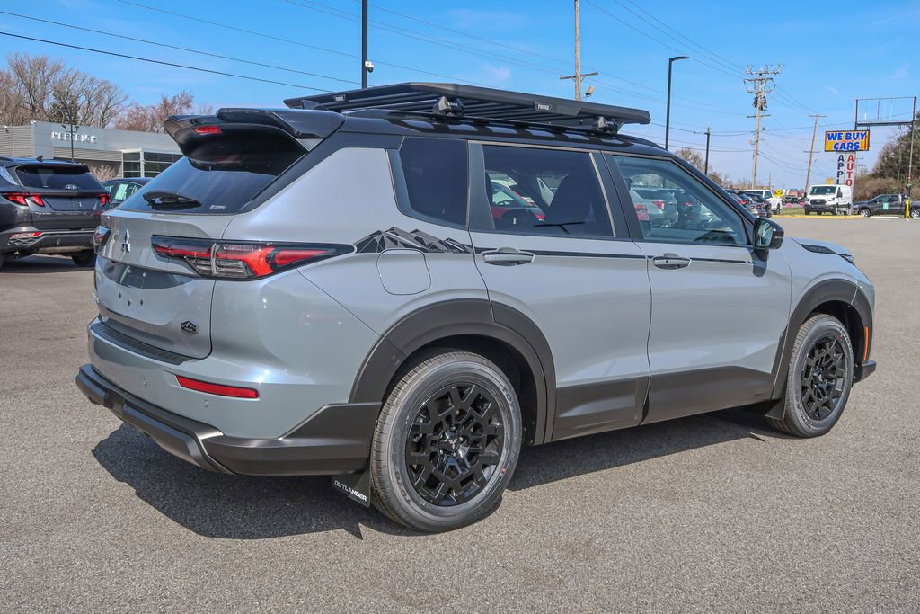 New 2026 Mitsubishi Outlander AWD image 9