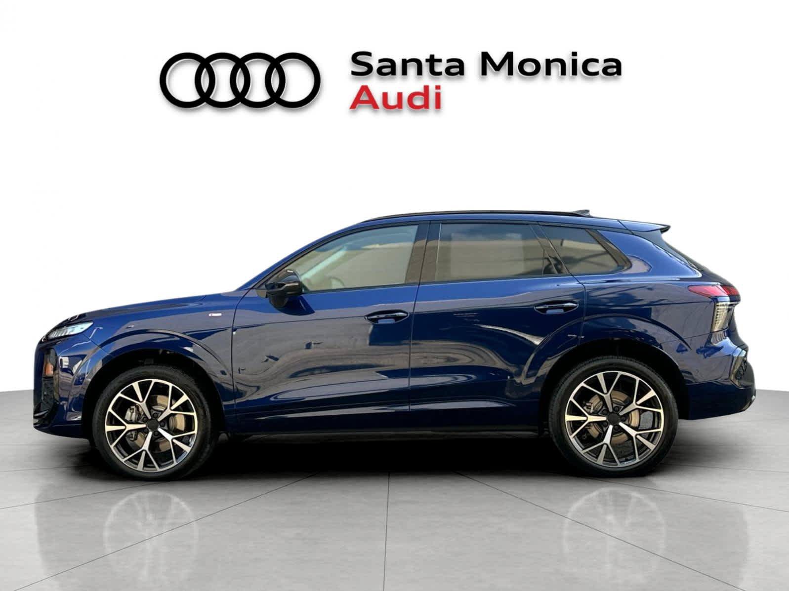 New 2026 Audi Q3 quattro 2.0T AWD/4WD image 3