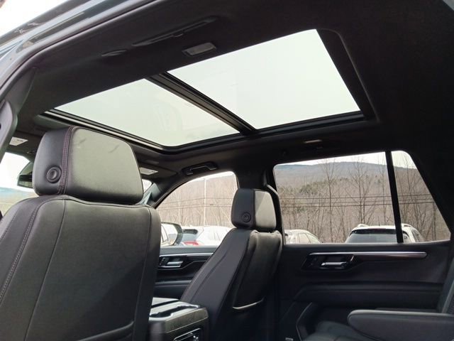 Used 2025 Chevrolet Tahoe RST w/ RST Capability Package image 38