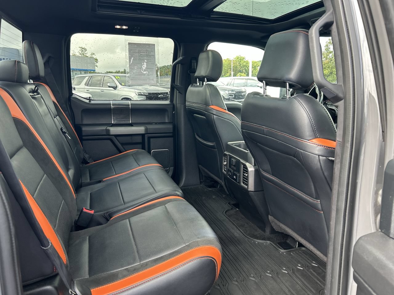 Used 2018 Ford F150 Raptor w/ Equipment Group 802A Luxury AWD/4WD image 18