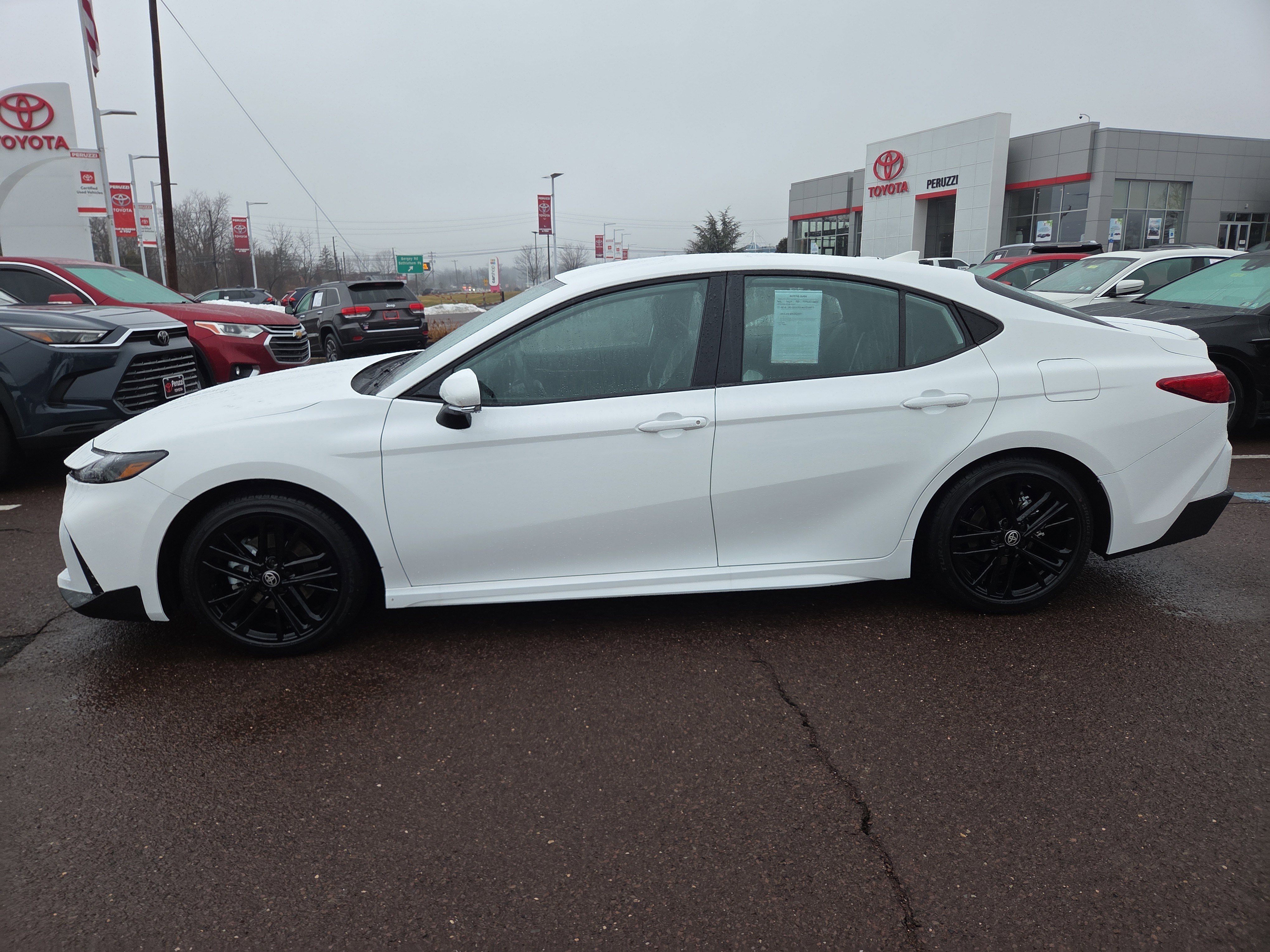 Certified 2026 Toyota Camry SE FWD image 6