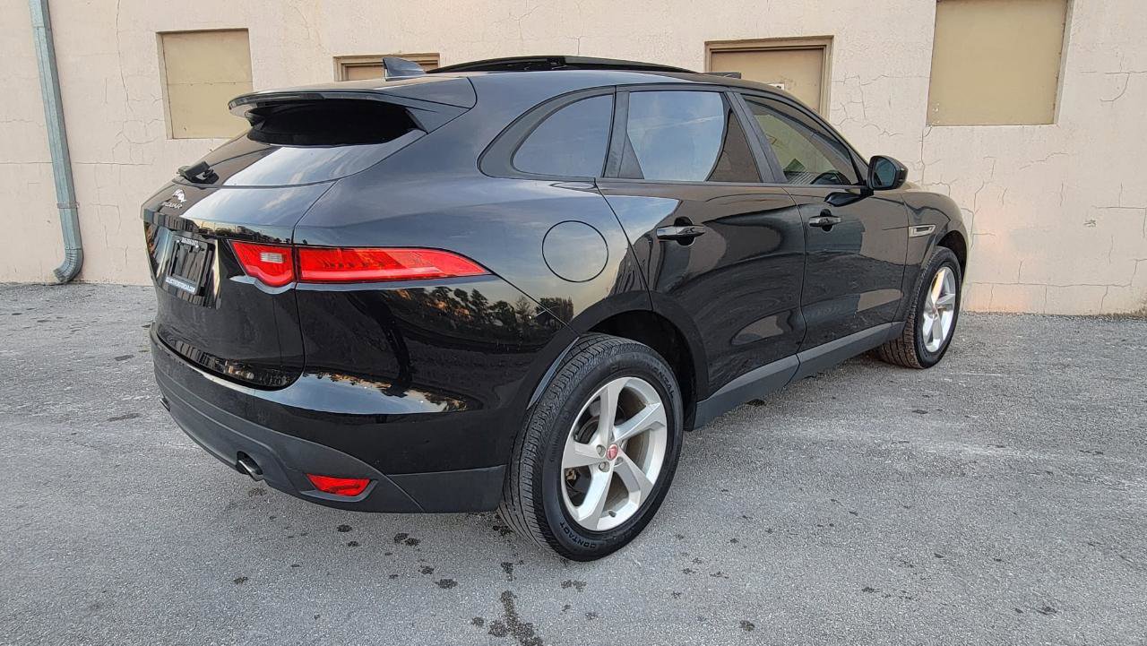 Used 2018 Jaguar F-PACE Premium AWD/4WD image 12