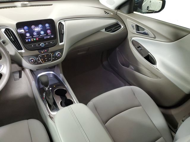 Used 2021 Chevrolet Malibu LT image 17