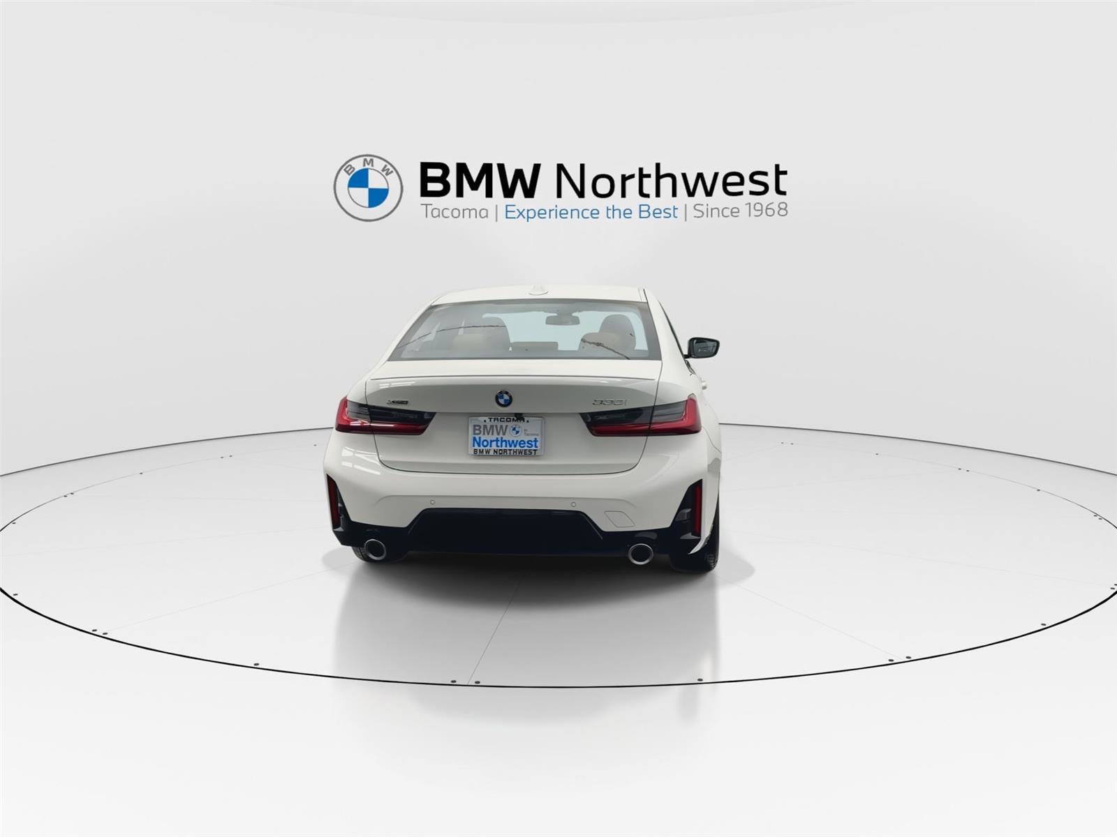 Used 2025 BMW 330i xDrive Sedan w/ M Sport Package AWD/4WD image 2