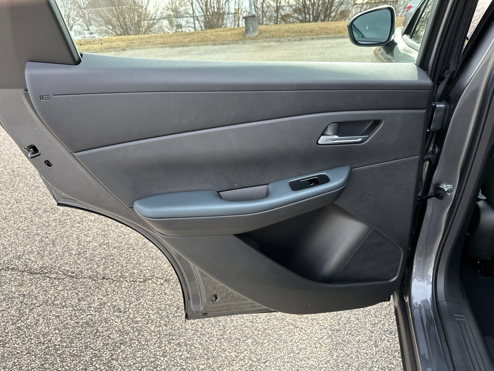 New 2026 Nissan Leaf SV+ w/ Floor Mat Package (SV+) image 21