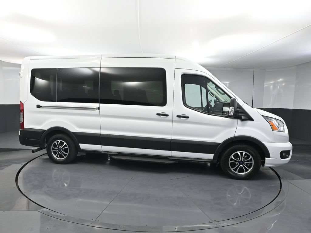 Used 2022 Ford Transit 350 XLT RWD image 2