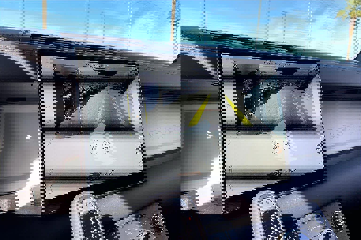 Used 2025 Land Rover Defender 110 S image 22