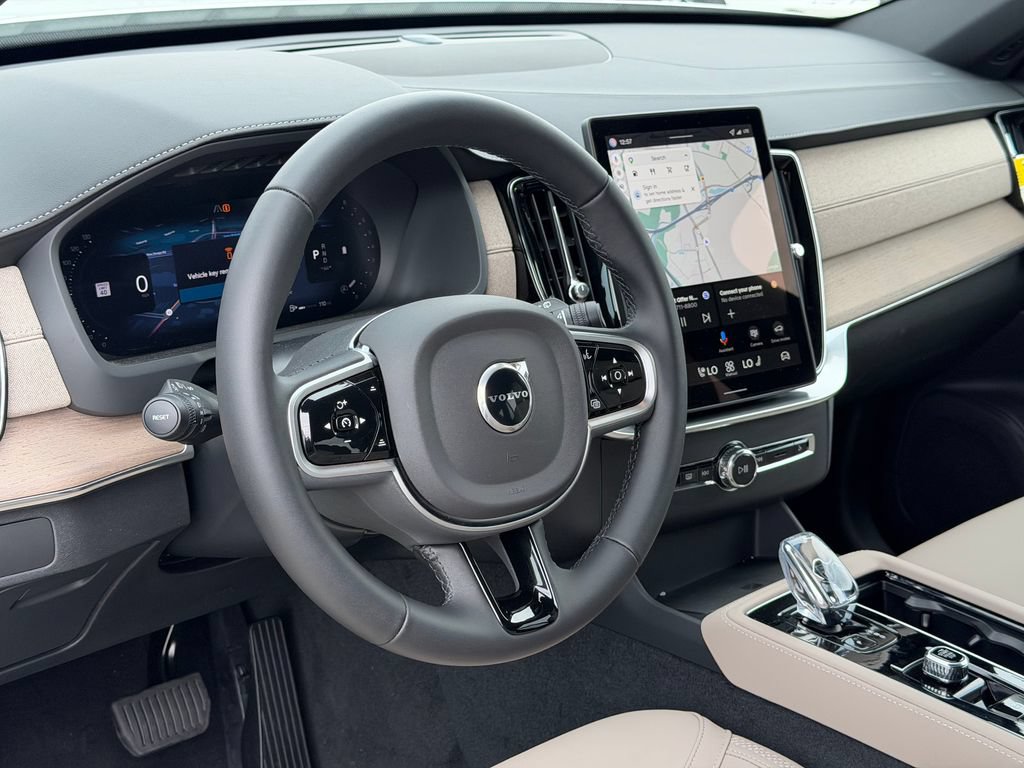 New 2026 Volvo XC90 B6 Plus w/ Protection Package Premier AWD/4WD image 15