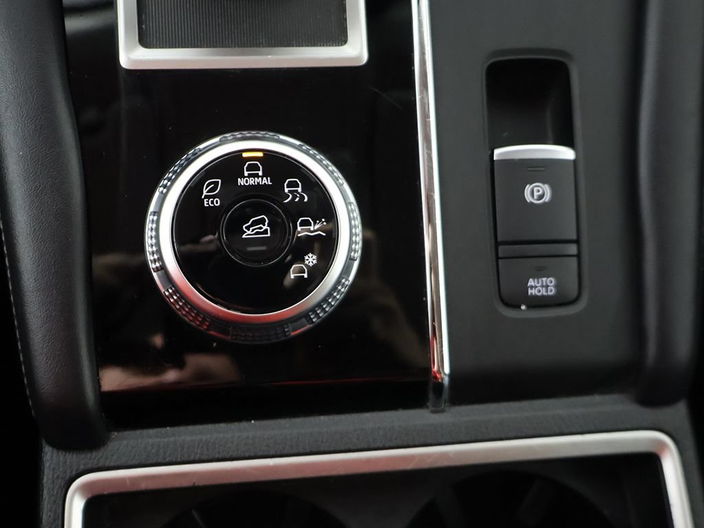 Used 2024 Mitsubishi Outlander SE Black Edition FWD image 52