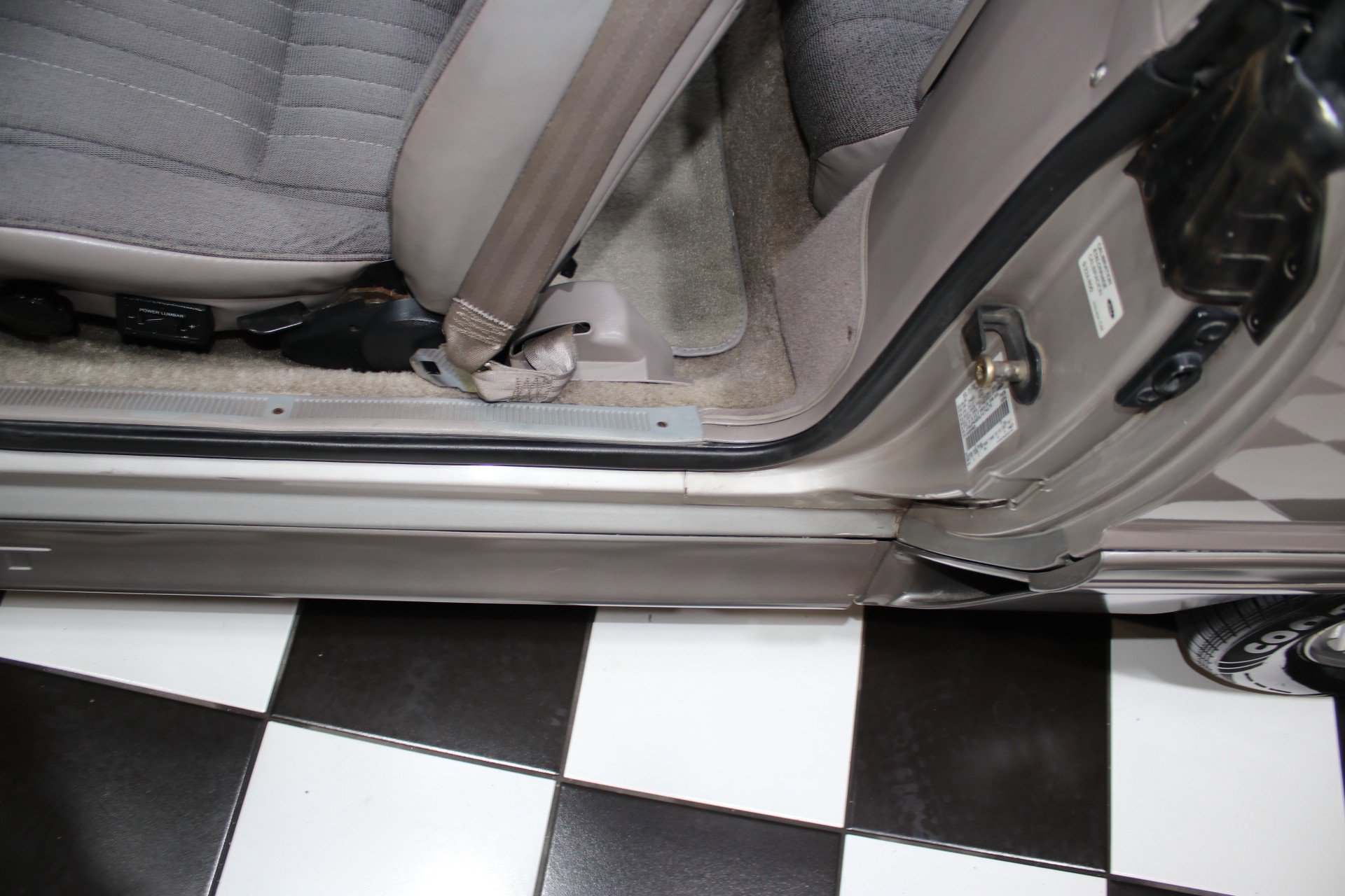 Used 1990 Ford Mustang GT image 57