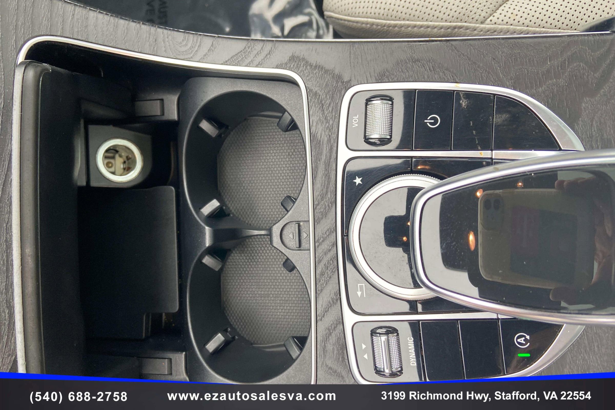 Used 2016 Mercedes-Benz C 300 4MATIC Sedan w/ Interior Package image 19