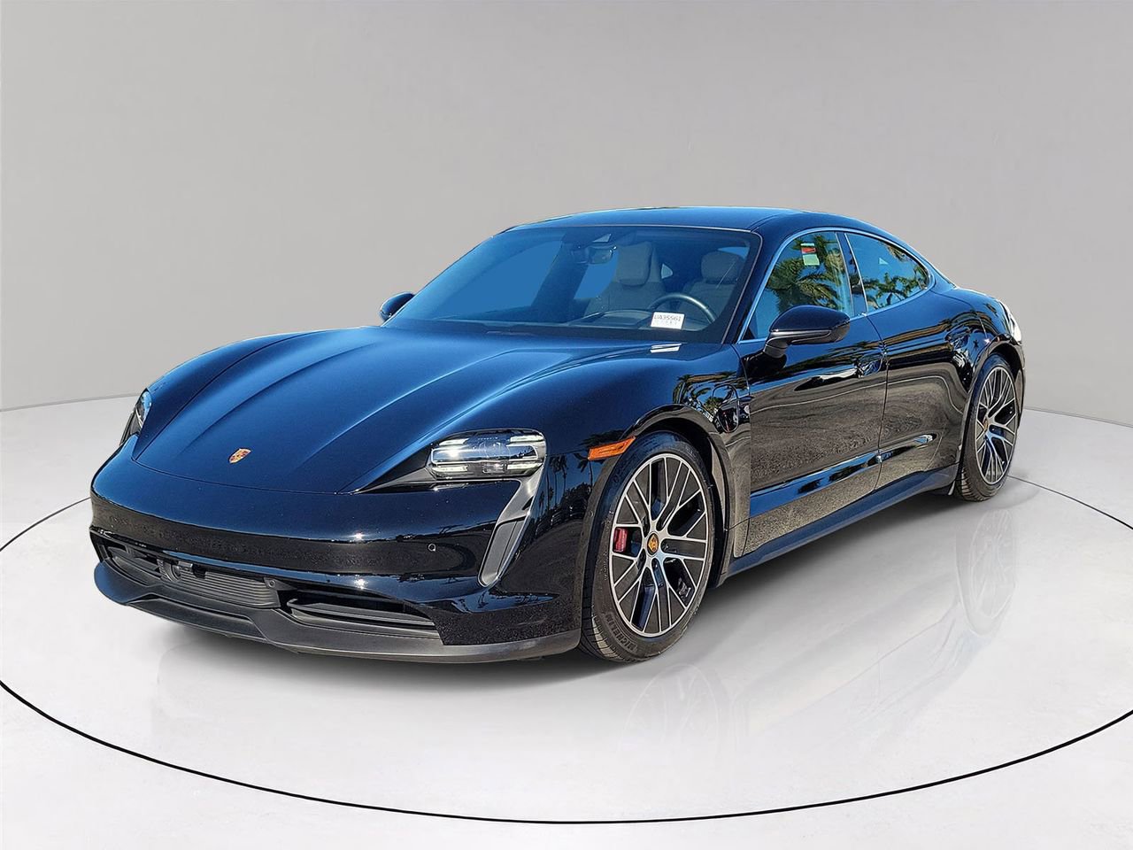 Used 2023 Porsche Taycan 4S image 3