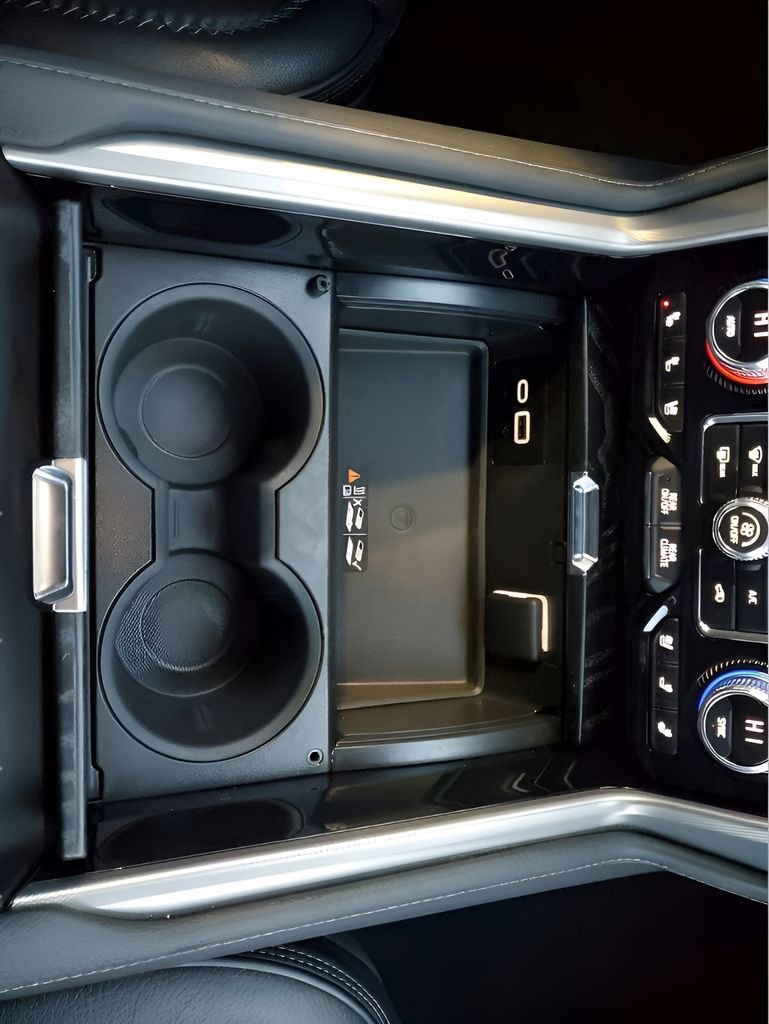 Used 2023 GMC Yukon Denali AWD/4WD image 42