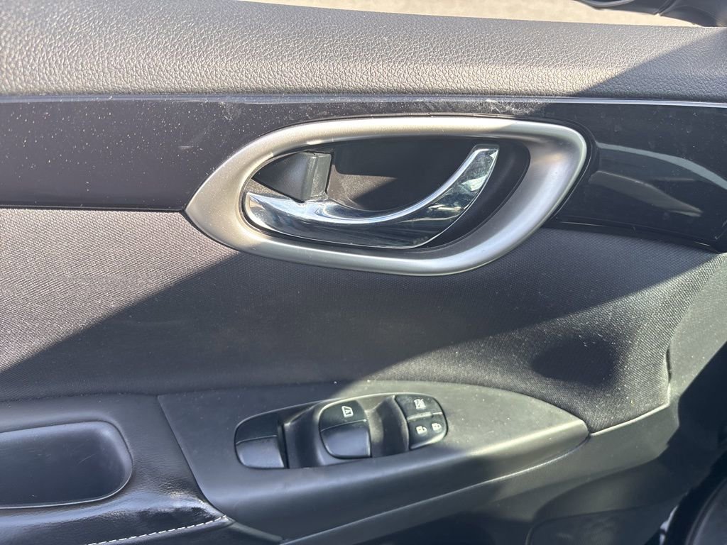 Used 2019 Nissan Sentra SV FWD image 10